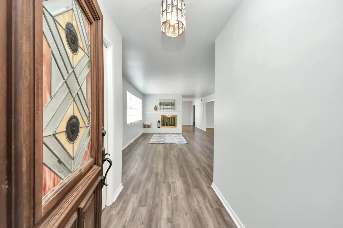 2711 Briarhurst Drive #18, Houston, TX 77057 - #1