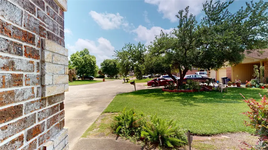 11603 Graywood Drive, Houston, TX 77089 - Image #3