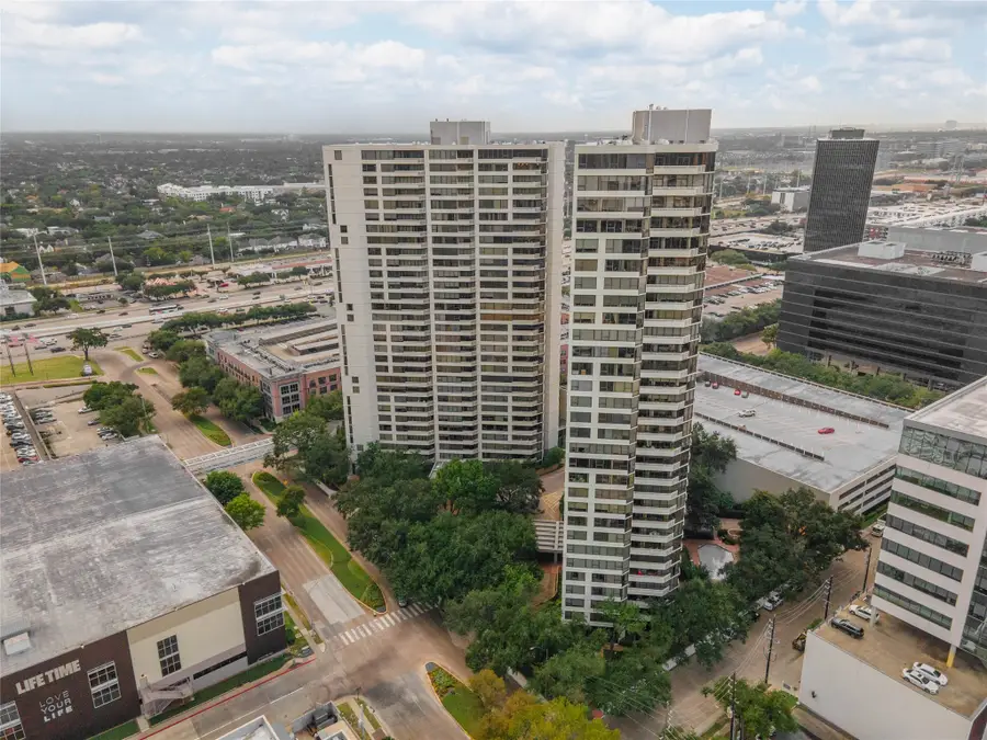 15 Greenway Plaza #10G, Houston, TX 77046 - Image #2