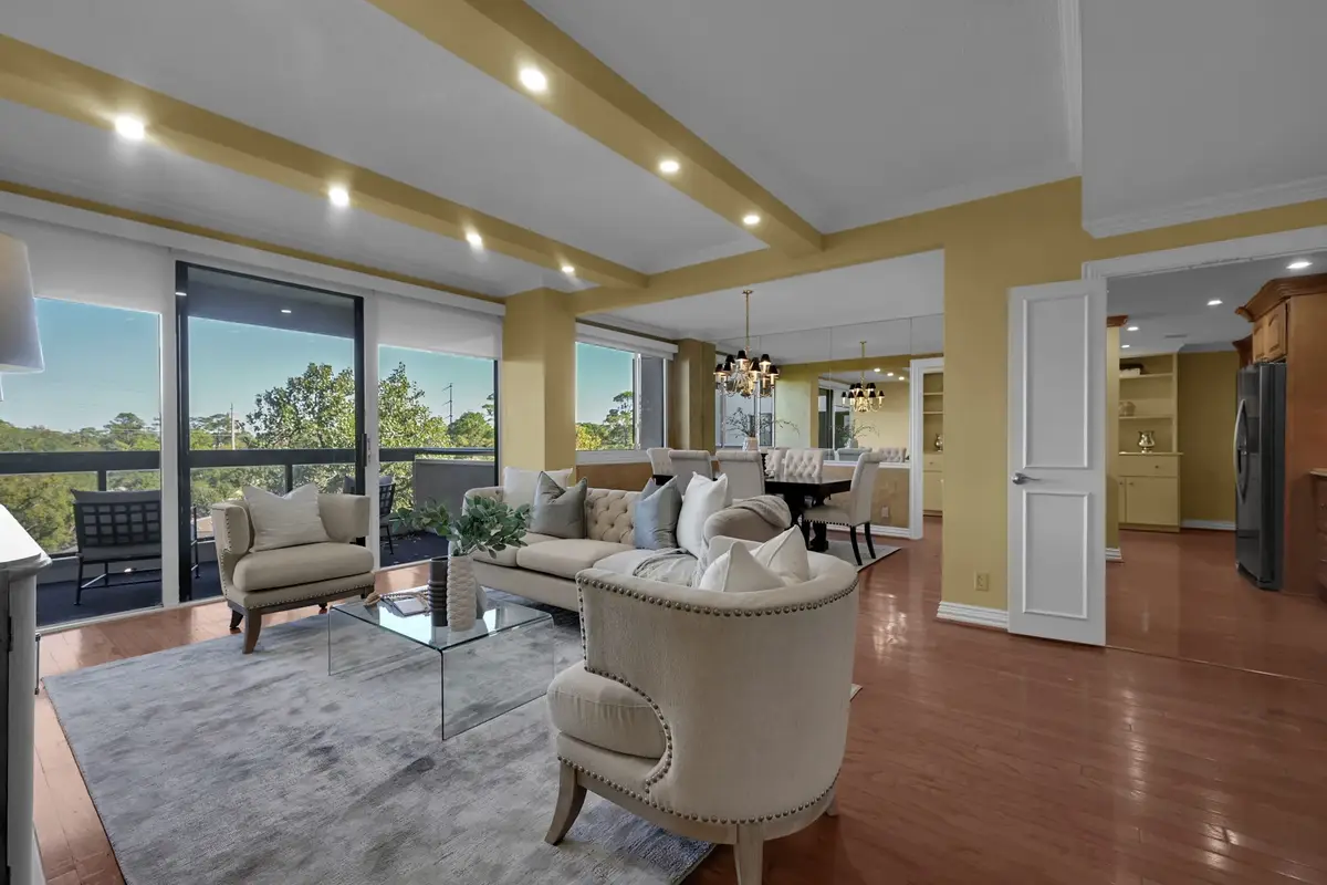 49 Briar Hollow Lane #504, Houston, TX 77027 - Image #1