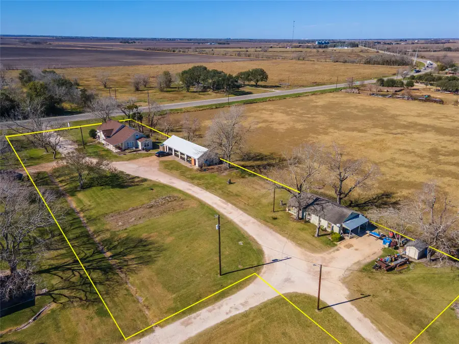 10553 S State Highway 71, Danevang, TX 77437 - Image #2