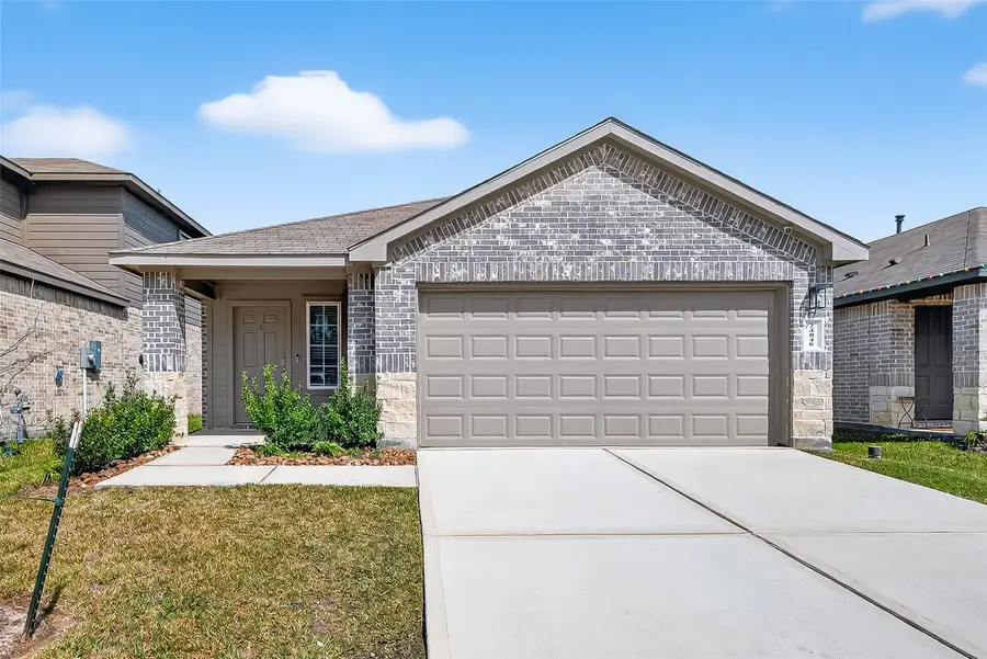 24046 Kentwood Springs Drive, Spring, TX 77373 - #2