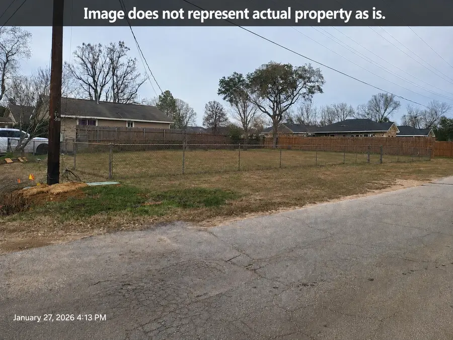 206 1st Street, Willis, TX 77378 - #2