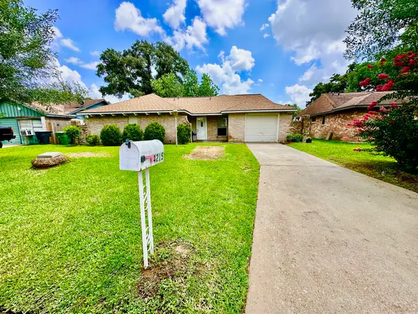 4215 Bayou Vista Drive, Houston, TX 77091