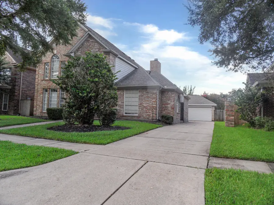 7302 Emerald Glen Drive, Sugar Land, TX 77479 - #3