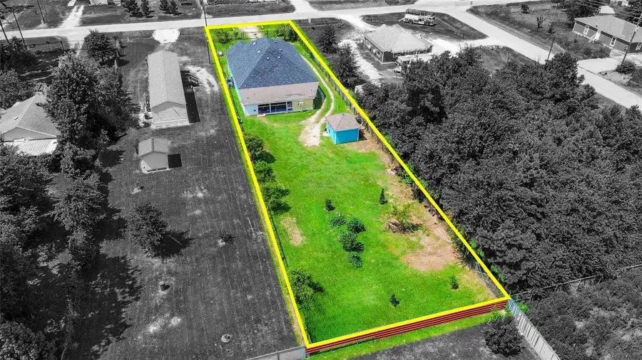 1060 County Road 5021, Cleveland, TX 77327 - #2