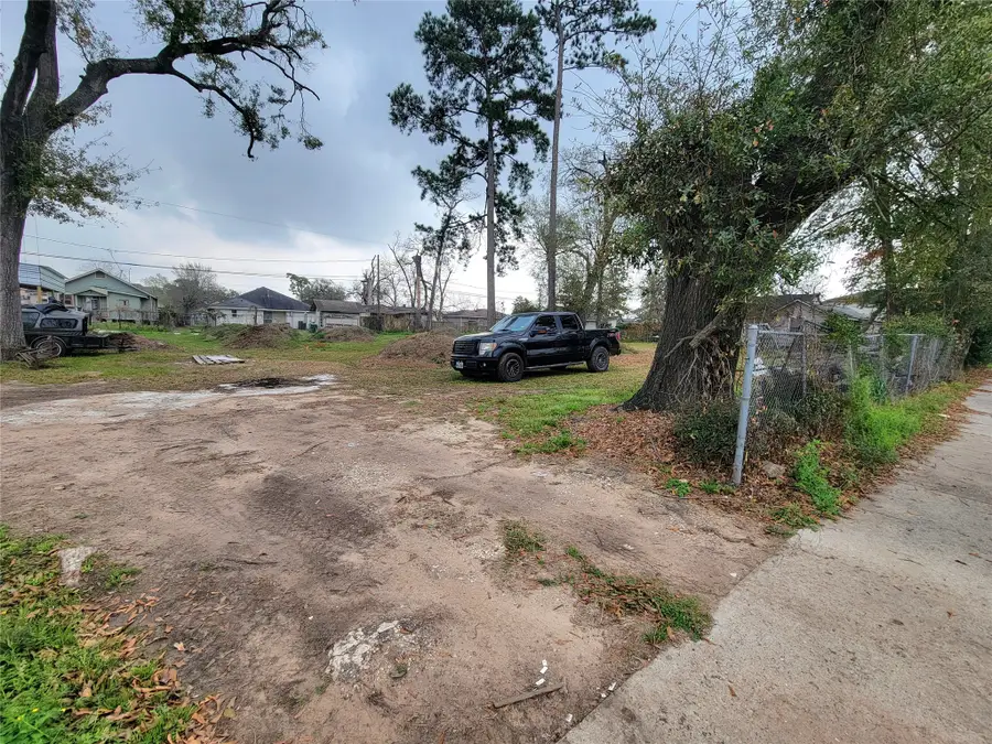 10216 Goldcrest Street, Houston, TX 77076 - #2