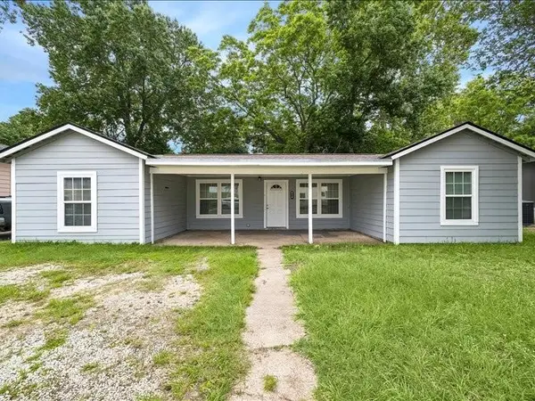820 Texas Street, Liberty City, TX 77575