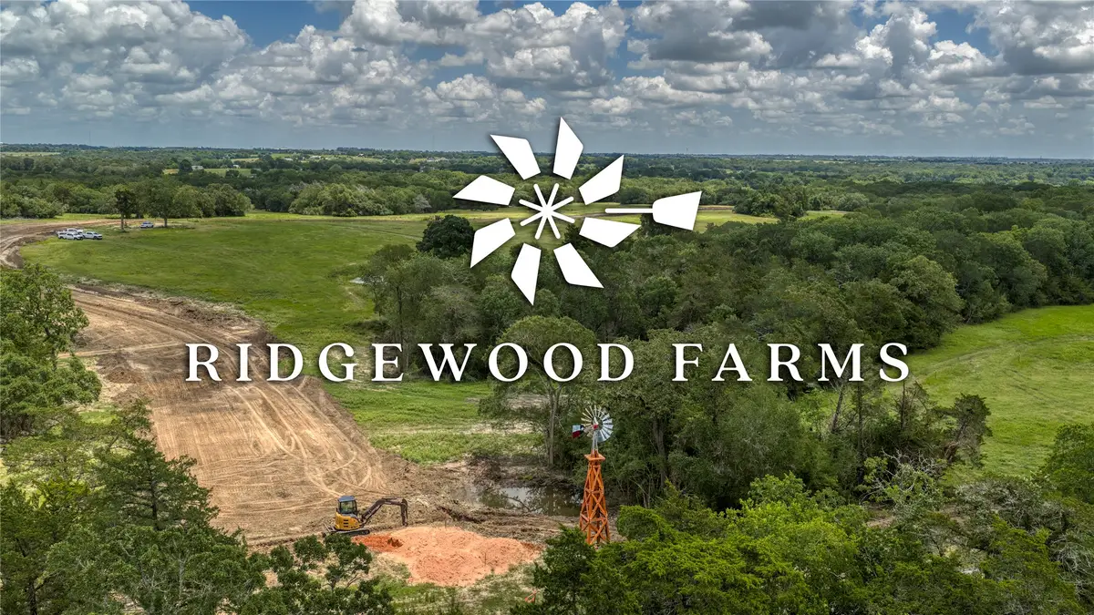 6 Hillwood Trail, Brenham, TX 77833 - #1