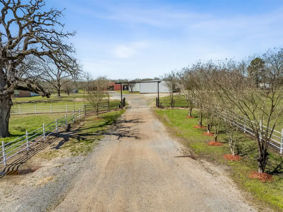 128 Duke Road Road, Bedias, TX 77831 - Image #2