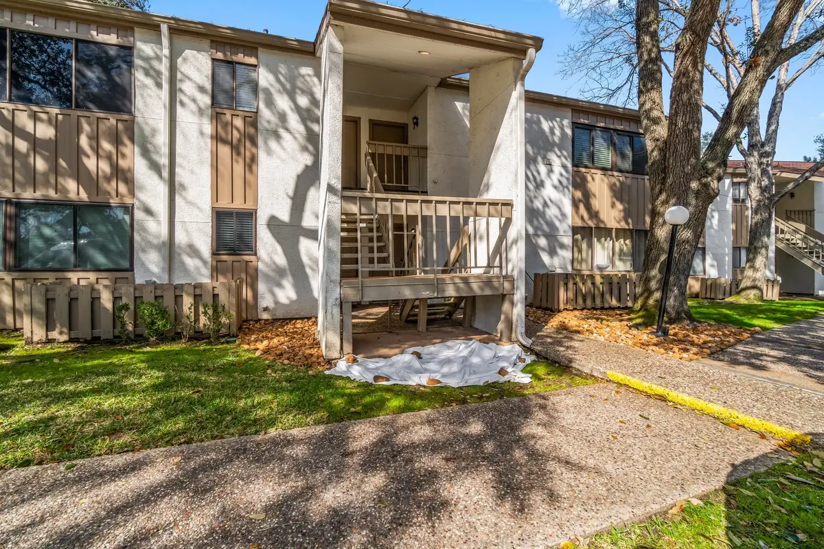 12100 Melville Drive #302C, Montgomery, TX 77356 - Image #1