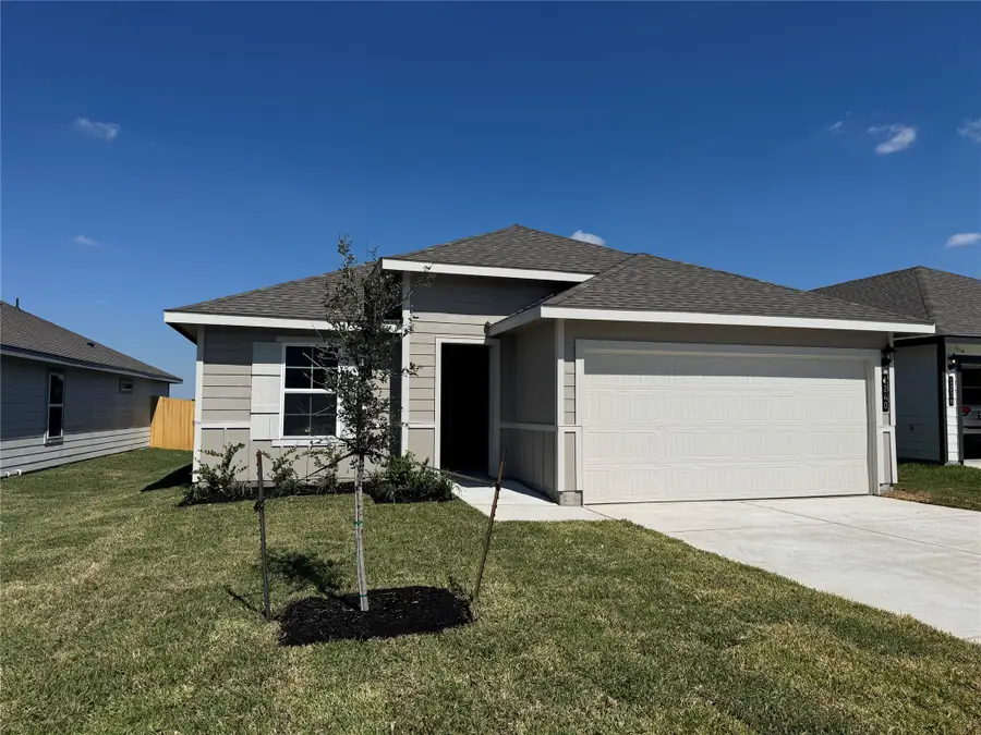 1240 Wilkins Valley Street, Brenham, TX 77833 - Image #2