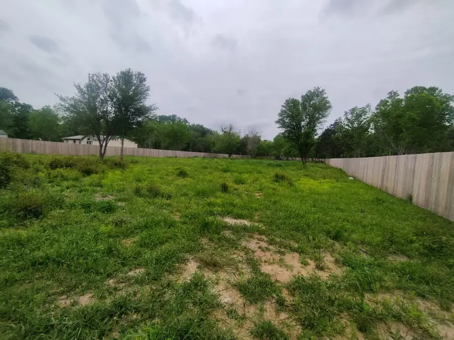 403 N Ave D, Wortham, TX 76693 - Image #2