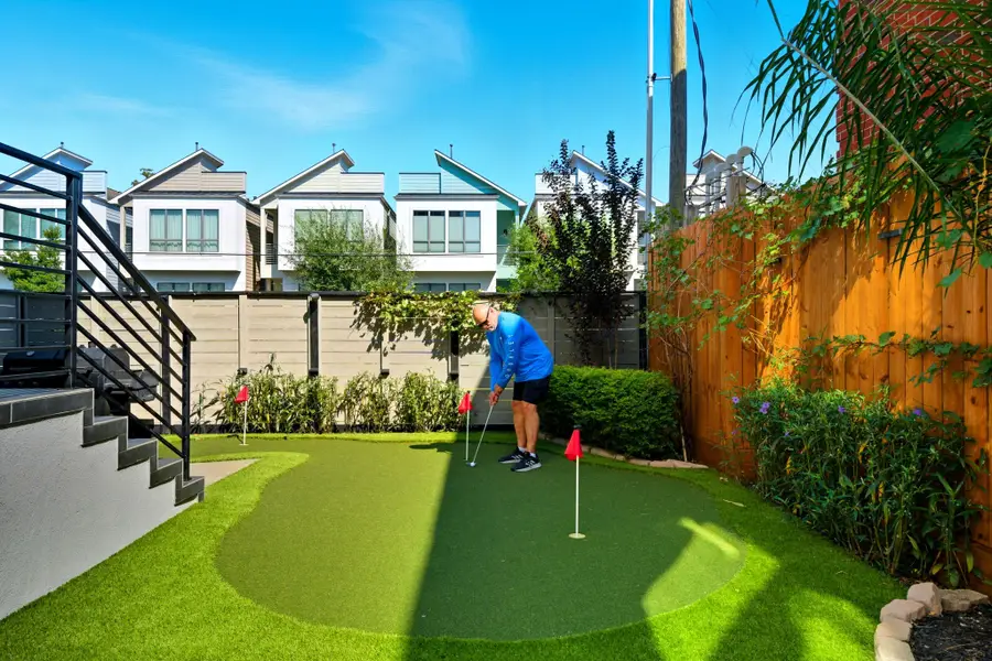 1436 W 24th Street, Houston, TX 77008 - Image #3