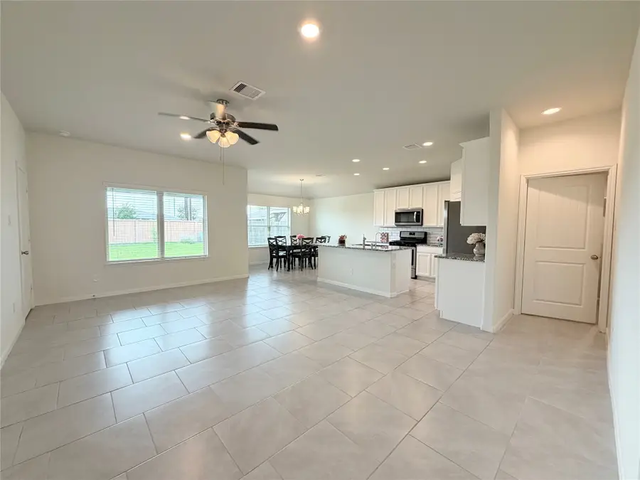 7410 Highland Chase Drive, Richmond, TX 77407 - #2