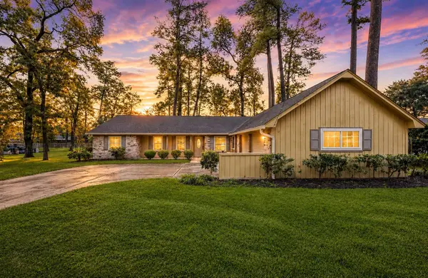 714 Golden Bear Lane, Kingwood, TX 77339