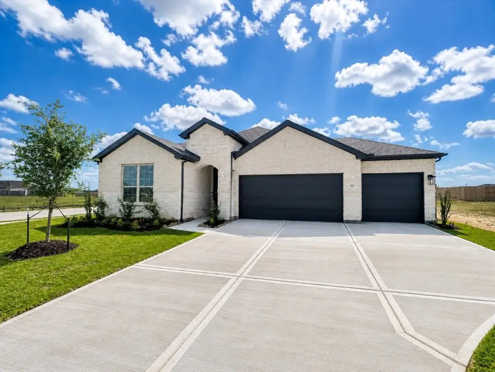 357 Dallas Meadows Drive, Dayton, TX 77535 - #1
