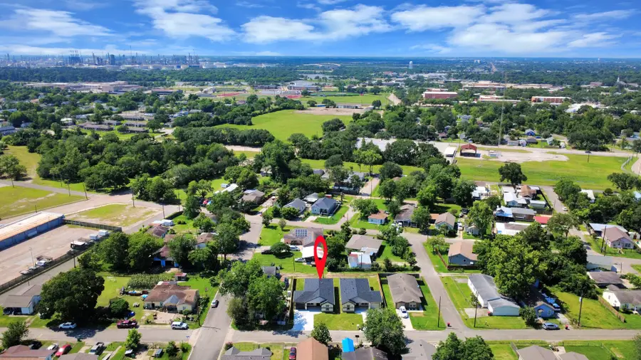 608 Miriam Street, Baytown, TX 77520 - #3
