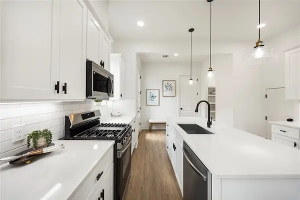 3107 Stonewall Street, Houston, TX 77020