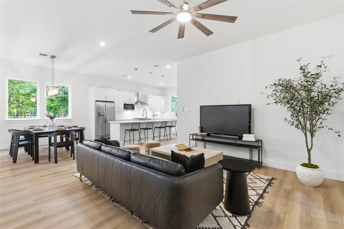 1420 W 34th 1/2 Street, Houston, TX 77018 - #1