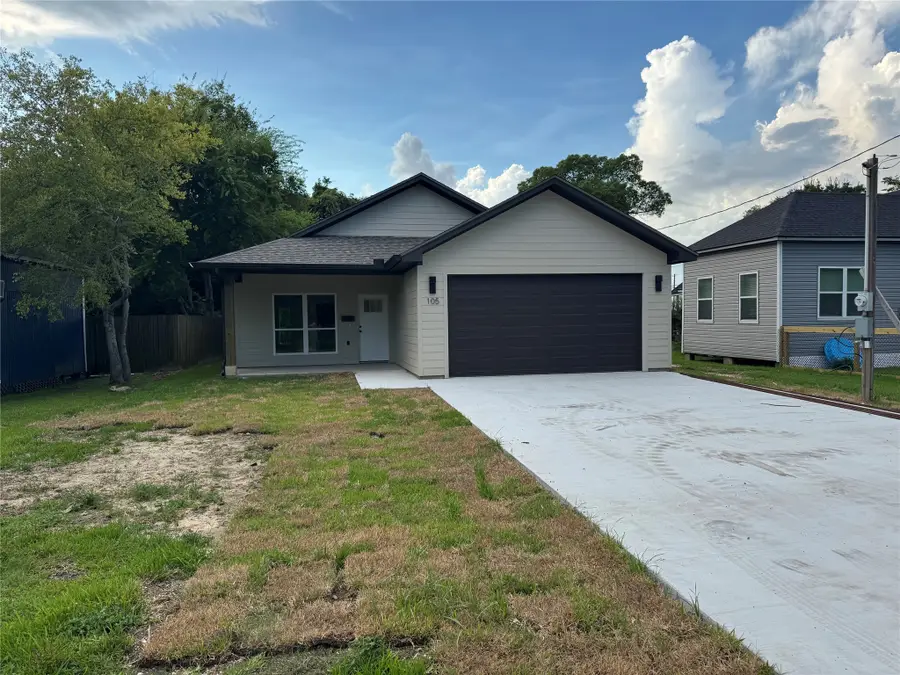 105 Sycamore Street, Port Neches, TX 77651 - Image #2