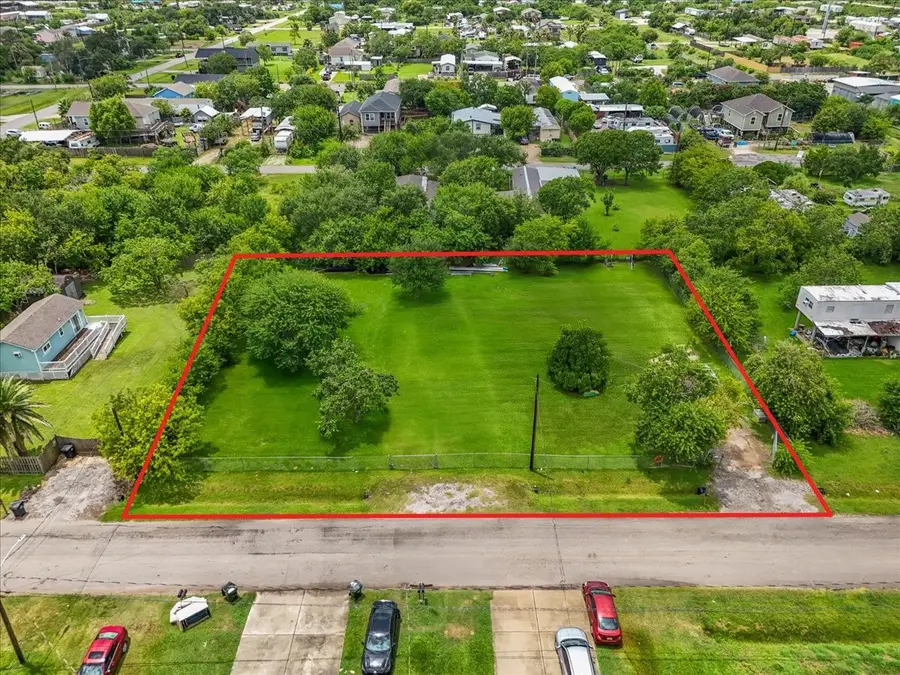 524 12th Street, San Leon, TX 77539 - Image #3