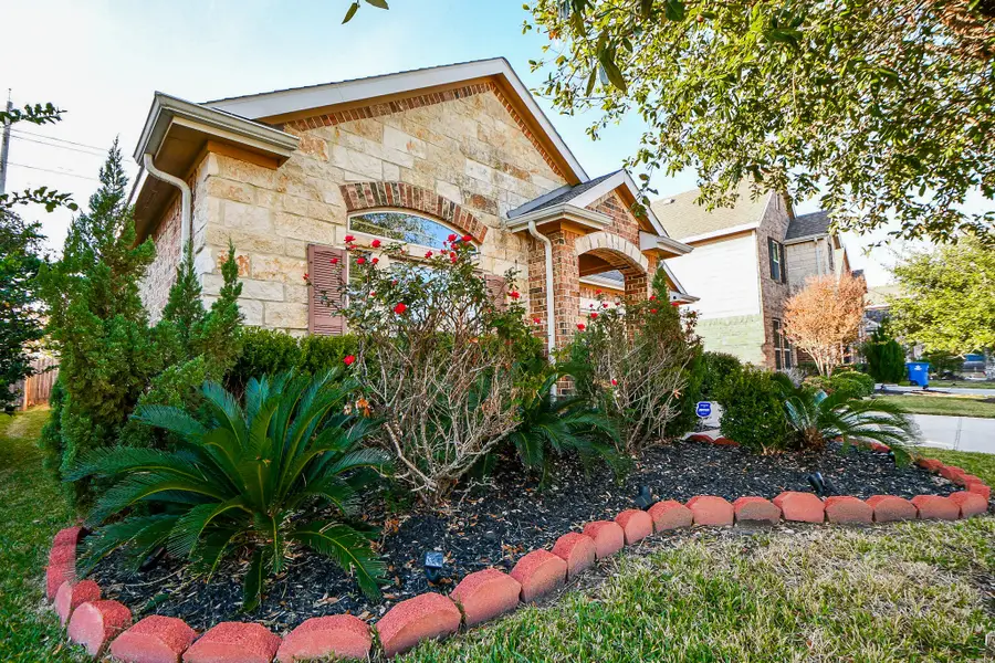 1915 Stieler Drive, Houston, TX 77049 - Image #3