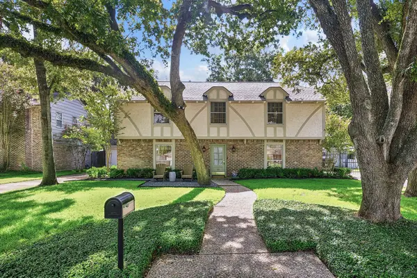 514 Bayou Knoll Drive, Houston, TX 77079