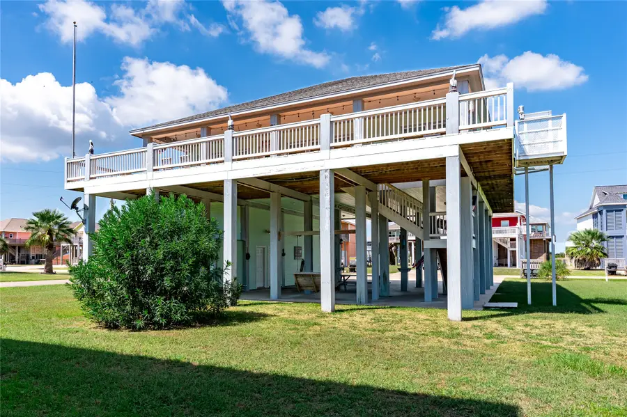 4414 Whaler Lane, Crystal Beach, TX 77650 - Image #2
