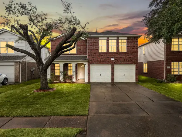 15007 Sugar Sands Drive, Sugar Land, TX 77498