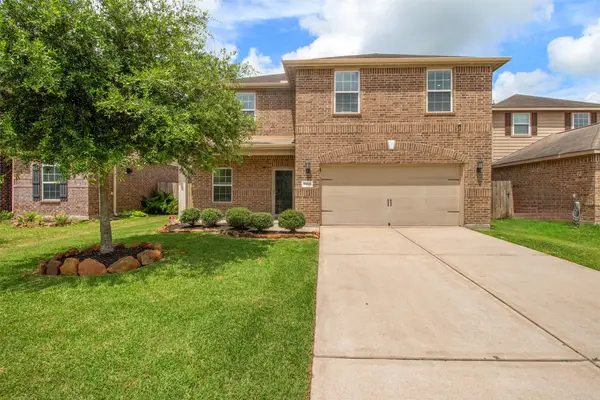 9426 Grand Spark Drive, Rosharon, TX 77583