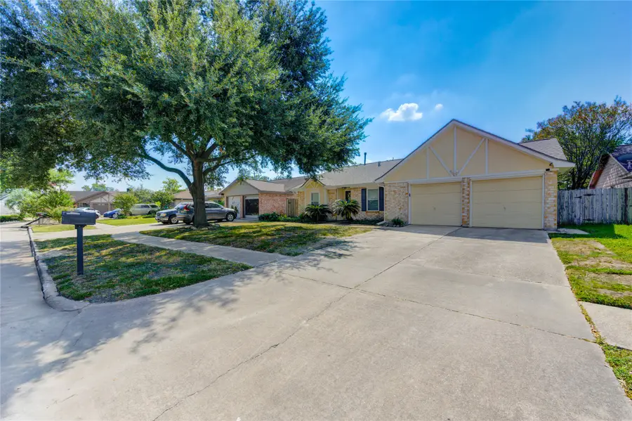 5711 Weeping Willow Road, Houston, TX 77092 - #3