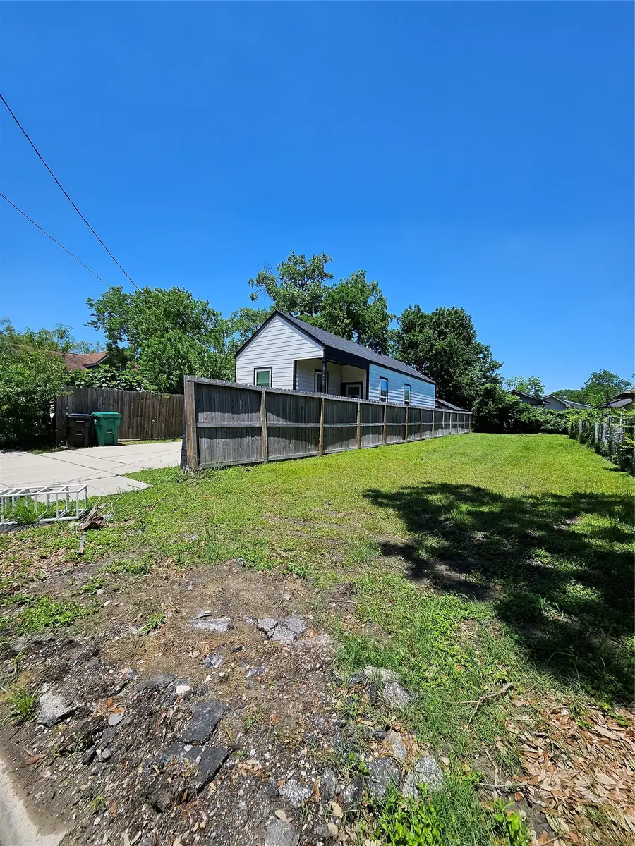 7709 Avenue E, Houston, TX 77012 - #3