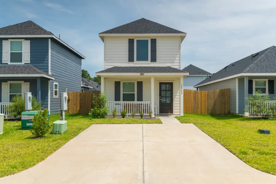 16755 N Marie Village Drive, Conroe, TX 77306 - Image #2