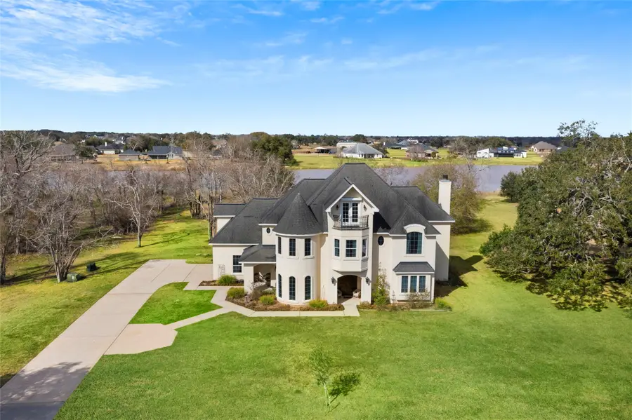 414 Lakeland Circle, Rosharon, TX 77583 - #2