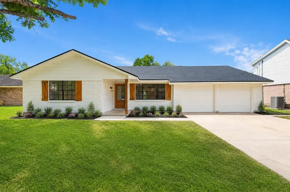 104 Oriole Lane, Angleton, TX 77515 - #1