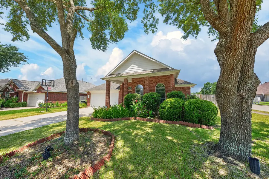10101 Hidden Falls Drive, Pearland, TX 77584 - #3