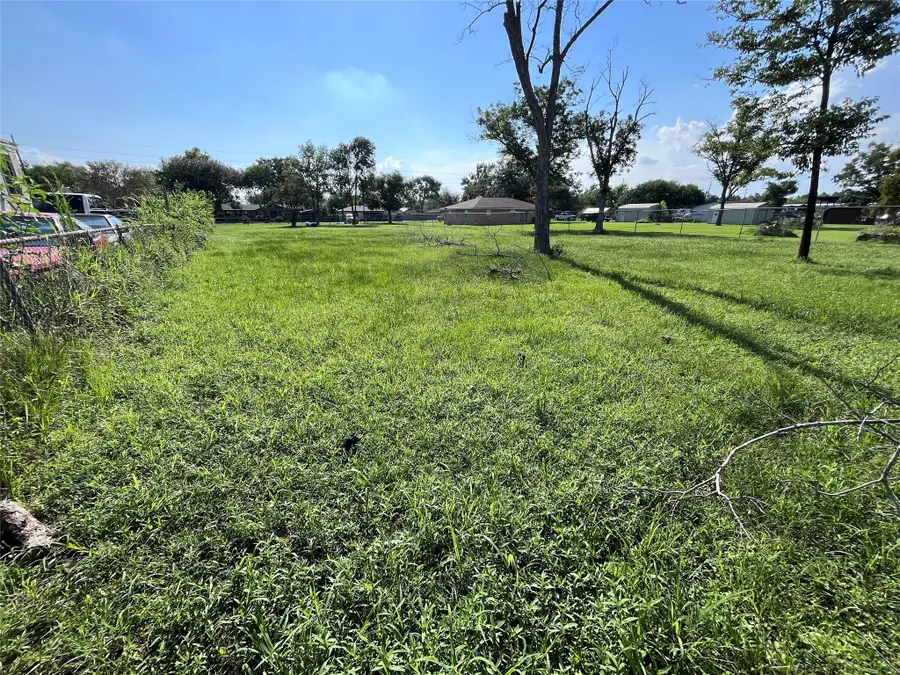 9030 Talcott Lane, Houston, TX 77049 - Image #2