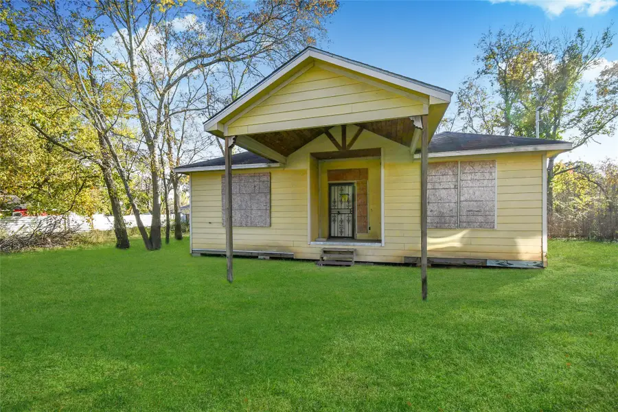 1039 Marcolin Street, Houston, TX 77088 - Image #3