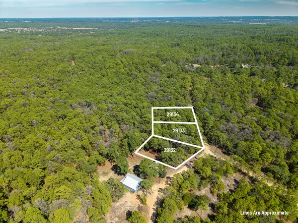 TBD Red Fox, La Grange, TX 78945