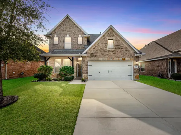 8335 Quiet Bay Drive, Baytown, TX 77523