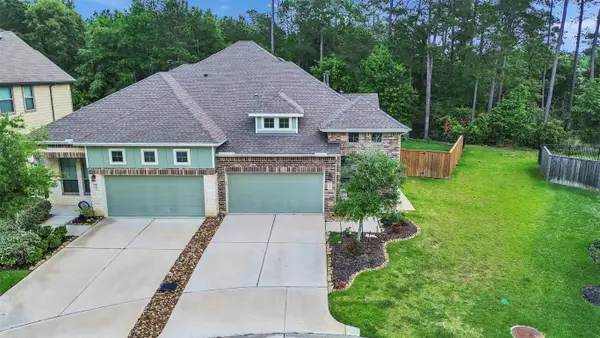 212 S Spotted Fern Drive, Montgomery, TX 77316