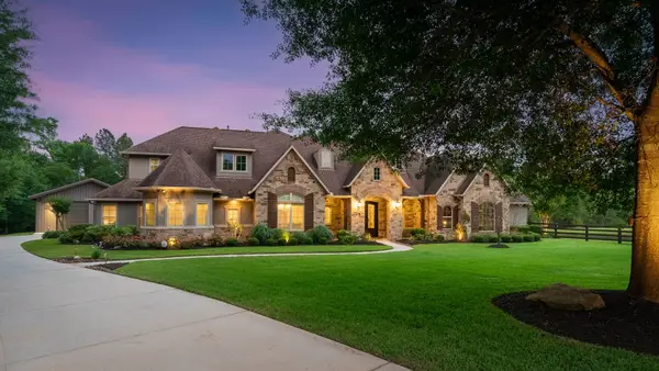 6926 Comanche Bend, Montgomery, TX 77316