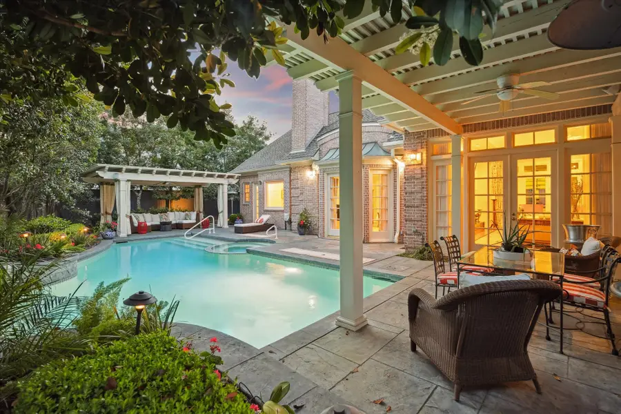 34 West Oak Drive, Houston, TX 77056 - Image #2