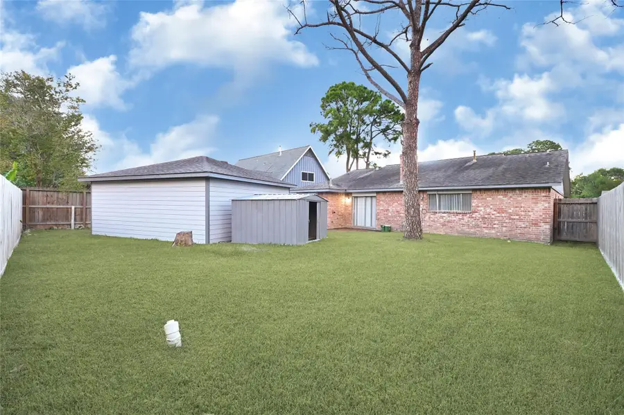 11727 Scottsdale Drive, Stafford, TX 77477 - #3