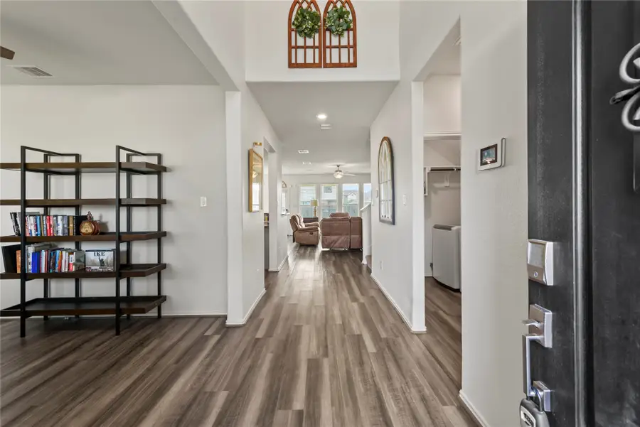 615 Laurel Trail Lane, La Marque, TX 77568 - Image #3