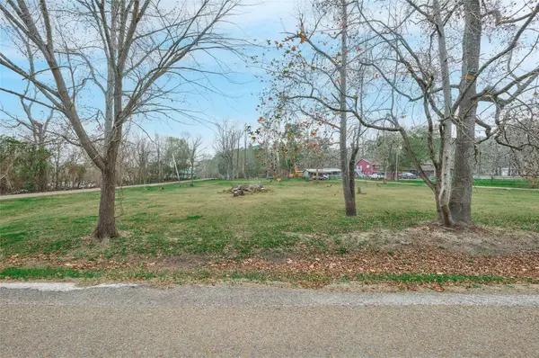 26 Lake View Drive, Huntsville, TX 77320