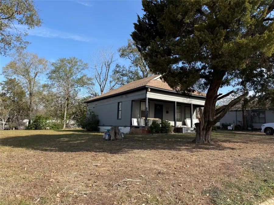 412 Waco Street, Conroe, TX 77301 - #2