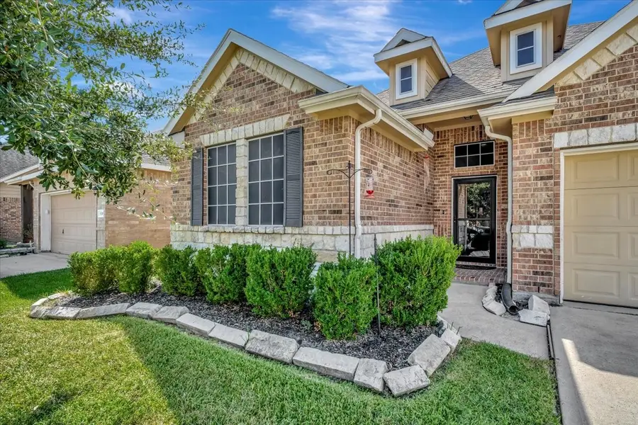 8323 Egret Bay Circle, Baytown, TX 77523 - Image #2