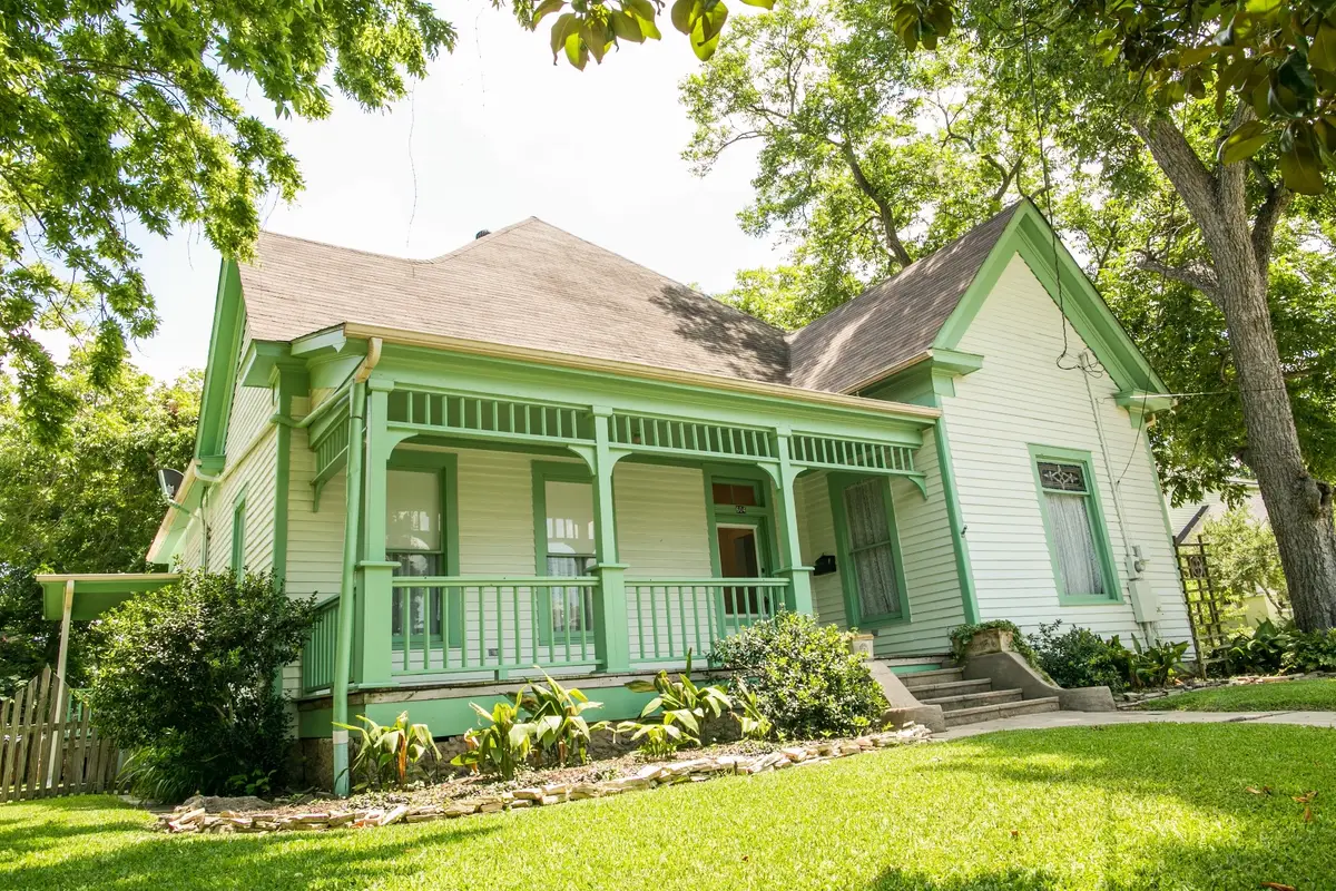 604 Sycamore Street, Brenham, TX 77833 - Image #1